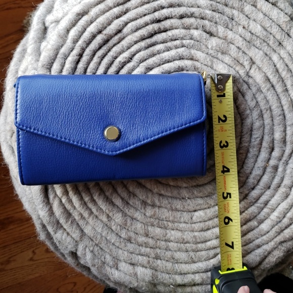 Cobalt blue wallet style purse. Stella and Max - Picture 3 of 6